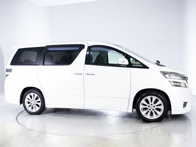 ヴェルファイア ２．４Ｚ　プラチナムセレクション　（禁煙車）（点検記録簿６枚）（後席モニター）（両側自動ドア）パワーバックドア／純正ＨＤＤナビ／バックカメラ／専用アルカンターラシート／コンビハンドル／クリアランスソナー／Ｂｌｕｅｔｏｏｔｈ接続／（18枚目）