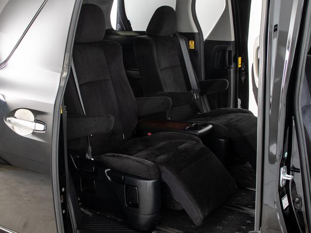 ヴェルファイア ２．４Ｚ　プラチナセレクションＩＩ　（ワンオーナー車）（点検記録簿１２枚）（後席モニター）（両側自動ドア）パワーバックドア／純正ＳＤナビ／バックカメラ／専用アルカンターラシート／コンビハンドル／クリアランスソナー／Ｂｌｕｅｔｏｏｔｈ接続（24枚目）