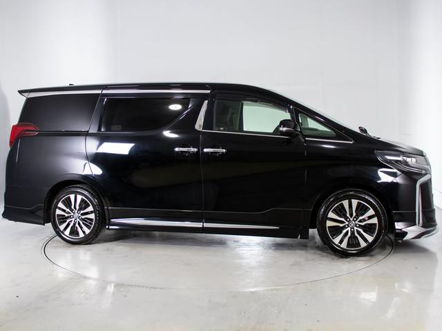 アルファード ２．５Ｓ　Ｃパッケージ　（禁煙車）（モデリスタフルエアロ）（冷暖房黒革）（純正１０型ナビ）後席モニター／トヨタセーフティセンス／踏み間違い防止装置／３眼ＬＥＤヘッドライト／ＡＣ１００Ｖ電源／両側自動ドア／パワーバックドア／（21枚目）