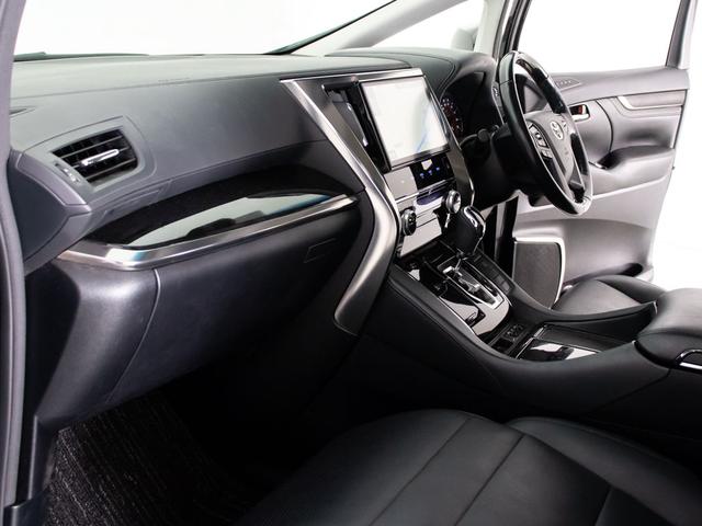 アルファード ２．５Ｓ　Ｃパッケージ　（禁煙車）（モデリスタフルエアロ）（冷暖房黒革）（純正１０型ナビ）後席モニター／トヨタセーフティセンス／踏み間違い防止装置／３眼ＬＥＤヘッドライト／ＡＣ１００Ｖ電源／両側自動ドア／パワーバックドア／（38枚目）