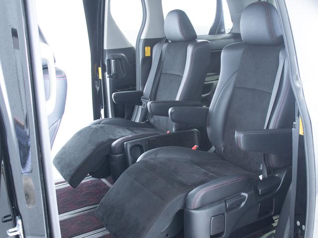 ヴェルファイア ２．４Ｚ　ゴールデンアイズ　（禁煙車）（点検記録簿９枚）（アルパインＢＩＧ－Ｘ９型ナビ）（後席モニター）両側自動ドア／パワーバックドア／専用黒ハーフレザーシート／バックカメラ／クルーズコントロール／クリアランスソナー／（28枚目）