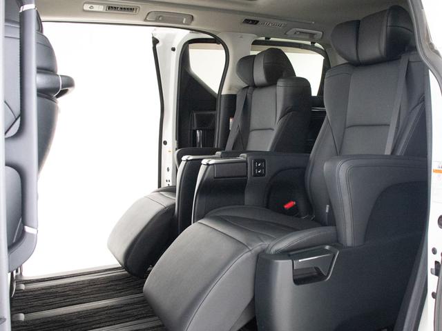 アルファード ２．５Ｓ　Ｃパッケージ　（ワンオーナー）（点検記録簿有）（サンルーフ）（冷暖房黒革）ＬＥＤフロントガーニッシュ／ナビ機能付ディスプレイオーディオ／後席モニター／トヨタセーフティセンス／踏み間違い防止装置／デジタルインナーミラ（26枚目）