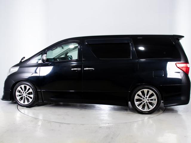 アルファード ２４０Ｓ　プライムセレクションＩＩ　タイプゴールド　（エアロカスタム）（車高調）（アルパインＢＩＧ－Ｘナビ）（後席モニター）両側自動ドア／パワーバックドア／専用アルカンターラシート／クルーズコントロール／クリアランスソナー／バックカメラ／コンビハンドル（16枚目）