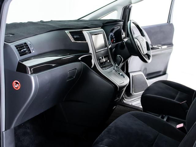 アルファード ２４０Ｓ　プライムセレクションＩＩ　タイプゴールド　（エアロカスタム）（車高調）（アルパインＢＩＧ－Ｘナビ）（後席モニター）両側自動ドア／パワーバックドア／専用アルカンターラシート／クルーズコントロール／クリアランスソナー／バックカメラ／コンビハンドル（35枚目）