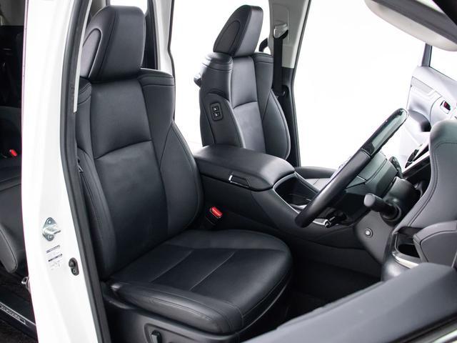 アルファード 2.5S Cパッケージ (禁煙車)(サンルーフ)(モデリスタフルエアロ)(冷暖房黒革)ディスプレイオーディオ/後席モニター/トヨタセーフティセンス/踏み間違い防止装置/デジタルインナーミラー/BSM/RCTAB/3眼LED(25枚目)