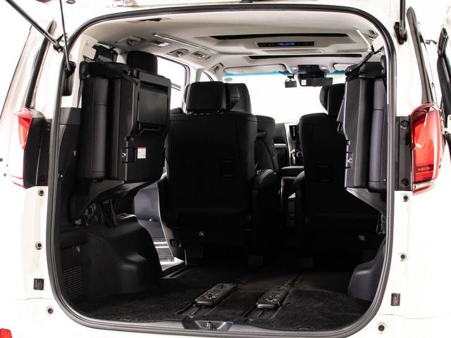 アルファード 2.5S Cパッケージ (禁煙車)(サンルーフ)(モデリスタフルエアロ)(冷暖房黒革)ディスプレイオーディオ/後席モニター/トヨタセーフティセンス/踏み間違い防止装置/デジタルインナーミラー/BSM/RCTAB/3眼LED(30枚目)