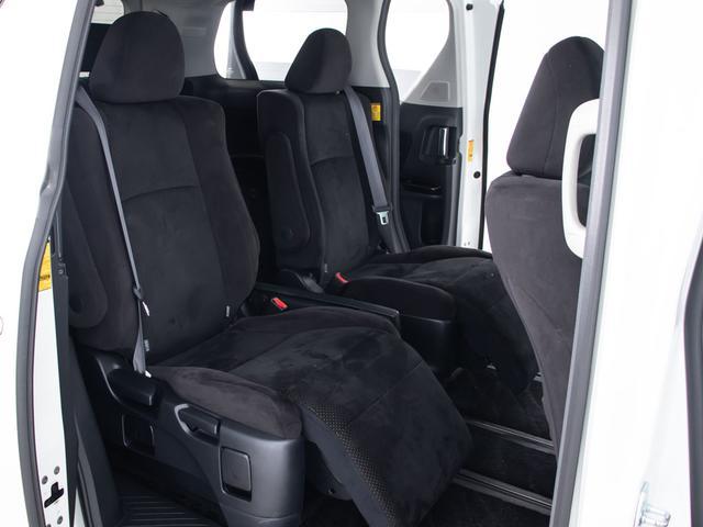 アルファード ２４０Ｓ　プライムセレクションＩＩ　タイプゴールド　（禁煙車）（点検記録簿５枚）（サンルーフ）（プレミアムサウンド）後席モニター／両側自動ドア／パワーバックドア／ＡＣ１００Ｖ電源／クリアランスソナー／専用アルカンターラシート／ビルトインＥＴＣ／（27枚目）