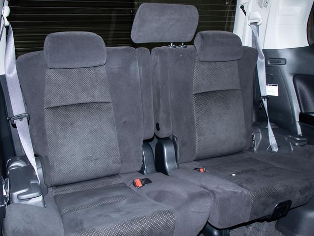 アルファード ２４０Ｓ　プライムセレクションＩＩ　タイプゴールド　（禁煙車）（点検記録簿５枚）（サンルーフ）（プレミアムサウンド）後席モニター／両側自動ドア／パワーバックドア／ＡＣ１００Ｖ電源／クリアランスソナー／専用アルカンターラシート／ビルトインＥＴＣ／（29枚目）