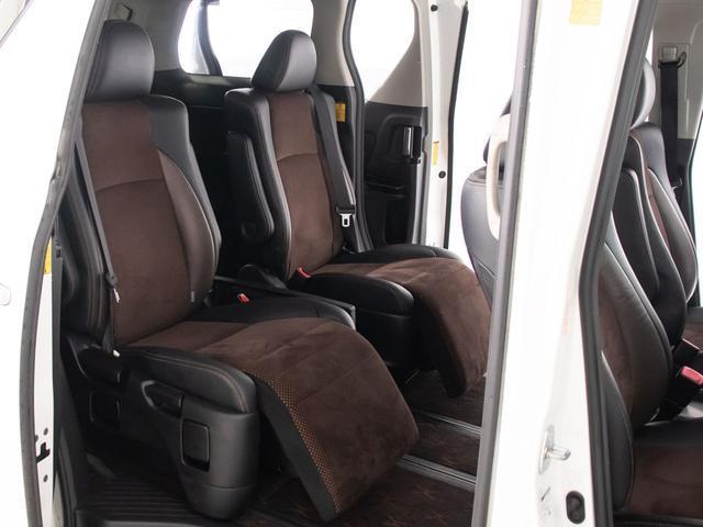 アルファード 240S タイプゴールドII (ツインサンルーフ)(新品タイヤ)(特別仕様車)(ハーフレザーシート)(後席モニター)両側電動スライドドア/パワーバックドア/ALPINE9インチナビ/バックカメラ/AC100V電源/後席オットマン(25枚目)