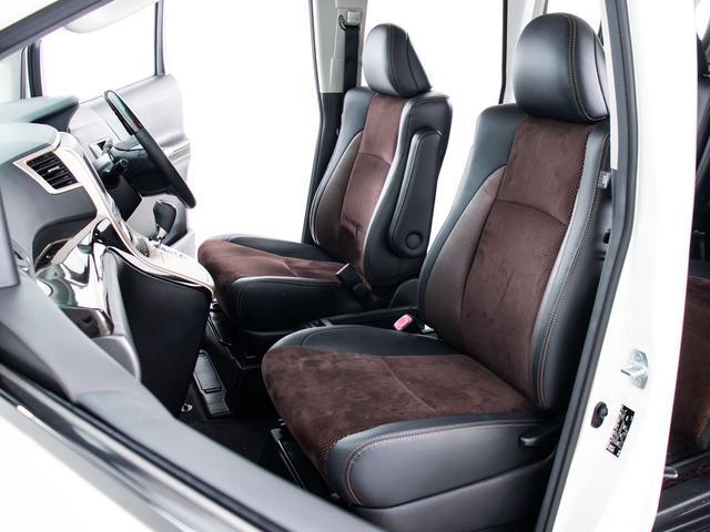 アルファード ２４０Ｓ　タイプゴールドＩＩ　（禁煙車）（モデリスタフルエアロ）（サンルーフ）（純正９型ナビ）後席モニター／両側自動ドア／パワーバックドア／専用黒ハーフレザーシート／ＡＣ１００Ｖ電源／クルーズコントロール／クリアランスソナー／（26枚目）