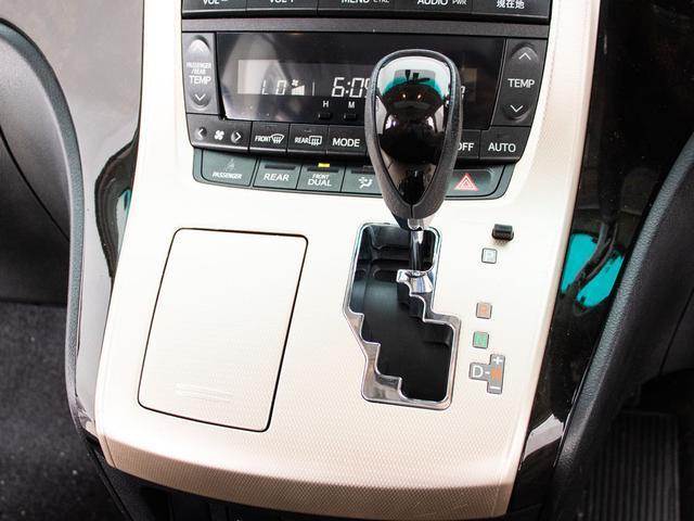 アルファード ２４０Ｓ　タイプゴールドＩＩ　（禁煙車）（モデリスタフルエアロ）（サンルーフ）（純正９型ナビ）後席モニター／両側自動ドア／パワーバックドア／専用黒ハーフレザーシート／ＡＣ１００Ｖ電源／クルーズコントロール／クリアランスソナー／（39枚目）