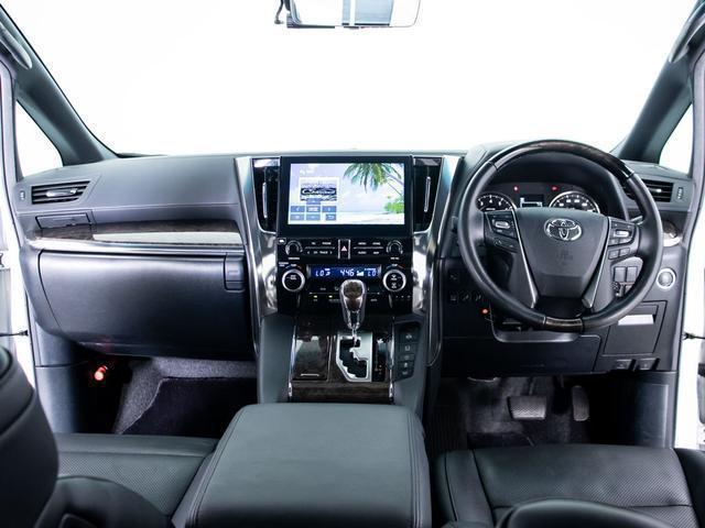 アルファード ３．５エグゼクティブラウンジＳ　（禁煙・ワンオーナー車）（点検記録簿８枚）（サンルーフ）（冷暖房黒本革）パーキングアシスト／ＪＢＬサウンド／全方位カメラ／後席モニター／セーフティセンス／踏み間違え防止装置／デジタルインナーミラー／（52枚目）