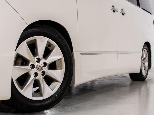 アルファード ２４０Ｓ　プライムセレクションＩＩ　（禁煙車）（アルパインＢＩＧ－Ｘ１０型ナビ）（後席モニター）（黒革調シートカバー）両側自動ドア／パワーバックドア／バックカメラ／車高調／クリアランスソナー／コンビハンドル／ビルトインＥＴＣ／（13枚目）