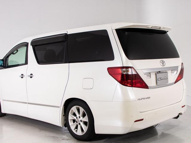 アルファード ２４０Ｓ　プライムセレクションＩＩ　（禁煙車）（アルパインＢＩＧ－Ｘ１０型ナビ）（後席モニター）（黒革調シートカバー）両側自動ドア／パワーバックドア／バックカメラ／車高調／クリアランスソナー／コンビハンドル／ビルトインＥＴＣ／（18枚目）