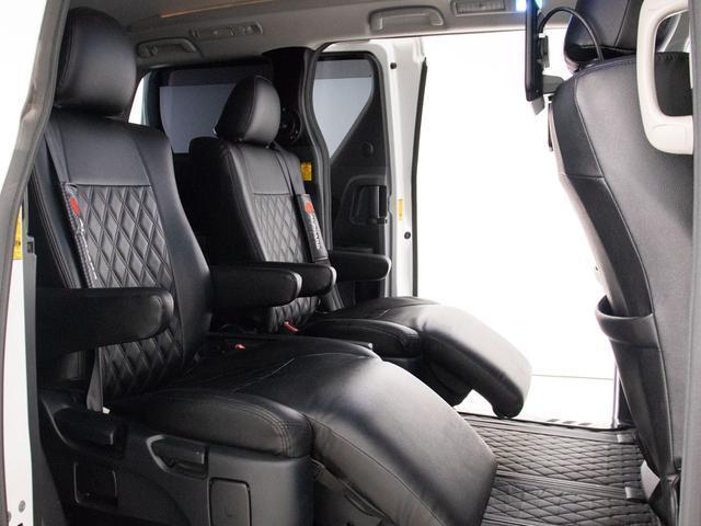 アルファード ２４０Ｓ　プライムセレクションＩＩ　（禁煙車）（アルパインＢＩＧ－Ｘ１０型ナビ）（後席モニター）（黒革調シートカバー）両側自動ドア／パワーバックドア／バックカメラ／車高調／クリアランスソナー／コンビハンドル／ビルトインＥＴＣ／（28枚目）