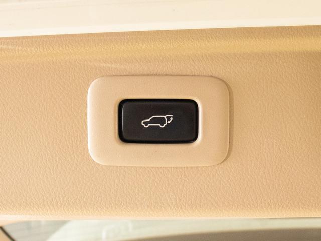 アルファード ３５０Ｇ　Ｌパッケージ　（禁煙車）（ツインサンルーフ）（プレミアムサウンド）（ベージュ本革シート）パワーバックドア／両側電動スライドドア／後席モニター／パワーシート／ＡＶ１００Ｖ電源／メーカーオプションナビ／バックカメラ（38枚目）