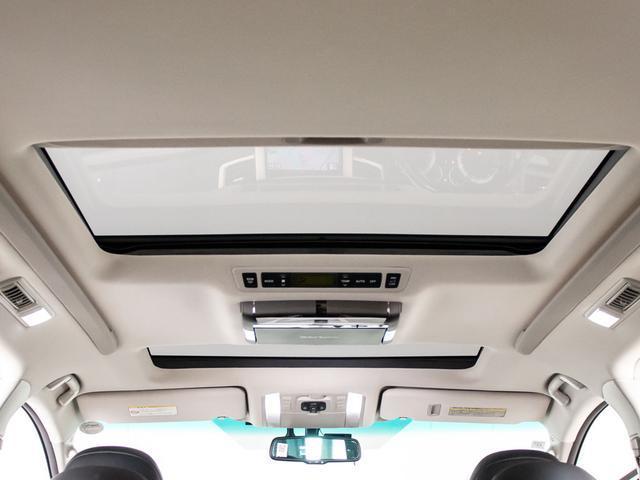 アルファード ２４０Ｓ　タイプゴールドＩＩ　（禁煙車）（サンルーフ）（アルパインＢＩＧ－Ｘ９型ナビ）（後席モニター）専用黒ハーフレザーシート／両側自動ドア／パワーバックドア／クルーズコントロール／クリアランスソナー／コンビハンドル／（7枚目）