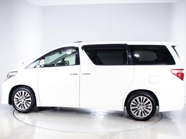 アルファード ２４０Ｓ　タイプゴールドＩＩ　（禁煙車）（サンルーフ）（アルパインＢＩＧ－Ｘ９型ナビ）（後席モニター）専用黒ハーフレザーシート／両側自動ドア／パワーバックドア／クルーズコントロール／クリアランスソナー／コンビハンドル／（18枚目）