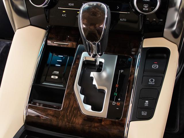 アルファード ２．５Ｇ　（禁煙車）（ＴＲＤフルエアロ）（ＲＡＹＳ１９インチアルミ）（アルパインＢＩＧ－Ｘ１１型ナビ）後席モニター／冷暖房ベージュ革／トヨタセーフティセンス／踏み間違い防止装置／両側自動ドア／パワーバックドア／（38枚目）