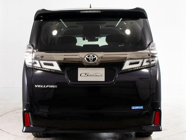 ヴェルファイア ２．５Ｚ　Ｇエディション　（禁煙車）（点検記録簿１０枚）（冷暖房黒革）（純正１０型ナビ）後席モニター／トヨタセーフティセンス／踏み間違い防止装置／デジタルインナーミラー／エグゼクティブシート／ＡＣ１００Ｖ電源／両側自動ドア／（18枚目）