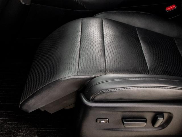 ヴェルファイア ２．５Ｚ　Ｇエディション　（禁煙車）（点検記録簿１０枚）（冷暖房黒革）（純正１０型ナビ）後席モニター／トヨタセーフティセンス／踏み間違い防止装置／デジタルインナーミラー／エグゼクティブシート／ＡＣ１００Ｖ電源／両側自動ドア／（46枚目）