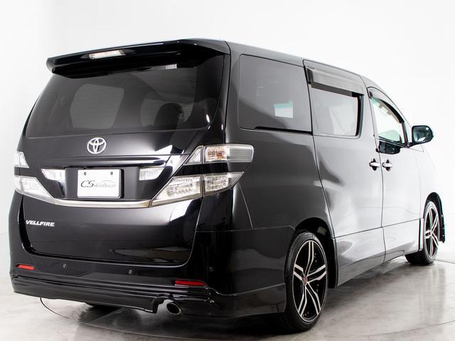 ヴェルファイア ２．４Ｚ　プラチナムセレクション　（エアロカスタム）（サンルーフ）（社外１９インチアルミ）（後席モニター）両側自動ドア／パワーバックドア／黒革調シートカバー／カロッツェリアナビ／バックカメラ／クリアランスソナー／コンビハンドル／（17枚目）
