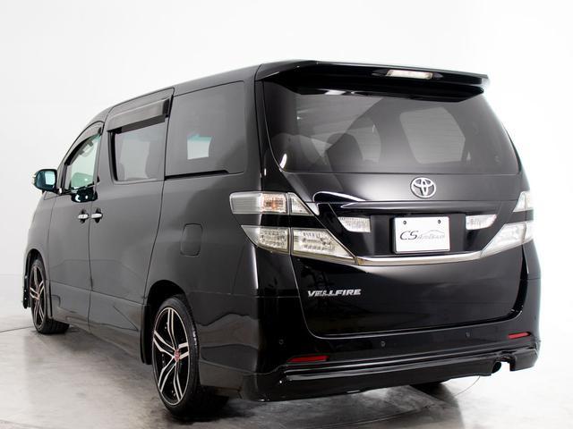 ヴェルファイア ２．４Ｚ　プラチナムセレクション　（エアロカスタム）（サンルーフ）（社外１９インチアルミ）（後席モニター）両側自動ドア／パワーバックドア／黒革調シートカバー／カロッツェリアナビ／バックカメラ／クリアランスソナー／コンビハンドル／（19枚目）