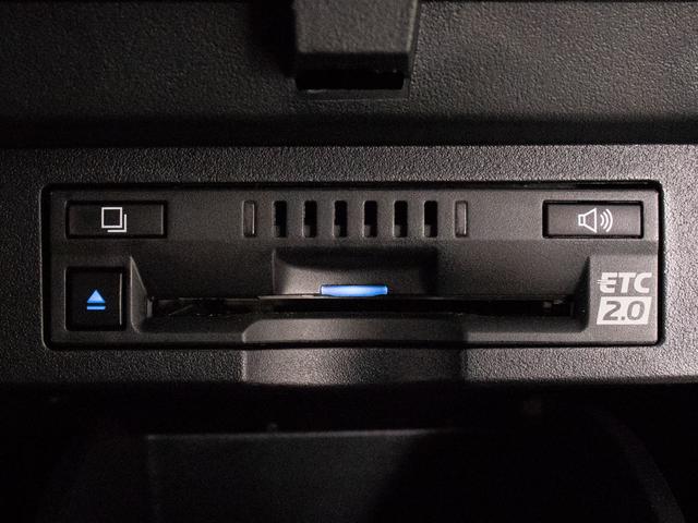 アルファード ２．５Ｓ　Ｃパッケージ　（禁煙車）（モデリスタエアロ）（サンルーフ）（冷暖房黒革）ナビ機能付ディスプレイオーディオ／後席モニター／トヨタセーフティセンス／踏み間違い防止装置／デジタルインナーミラー／３眼ＬＥＤヘッドライト／（40枚目）