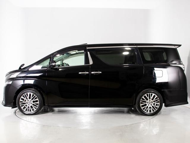 ヴェルファイア ２．５Ｚ　Ｇエディション　（禁煙車）（点検記録簿５枚）（サンルーフ）（後席モニター）エグゼクティブシート／前車追従レーダークルーズ／衝突被害軽減ブレーキ／踏み間違い防止装置／両側自動ドア／パワーバックドア／カロッツェリアナビ／（17枚目）