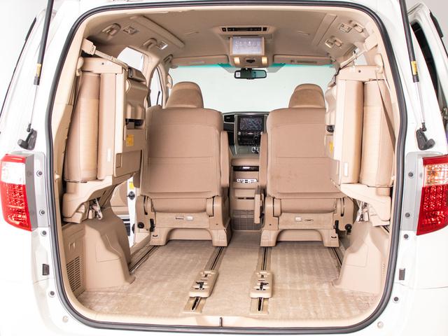 アルファードハイブリッド Ｇ　（禁煙車）（４ＷＤ）（エンジン対策済）（プレミアムサウンド）後席モニター／前車追従レーダークルーズ／衝突被害軽減装置／車線逸脱防止装置／両側自動ドア／ＡＣ１００Ｖ電源／パワーシート／シートメモリー／（27枚目）