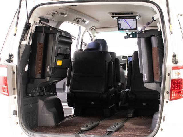 アルファード ２４０Ｓ　タイプゴールドＩＩ　（禁煙車）（アルパインＢＩＧ－Ｘ１０型ナビ）（後席モニター）（専用黒ハーフレザーシート）両側自動ドア／パワーバックドア／ＡＣ１００Ｖ電源／クルーズコントロール／クリアランスソナー／コンビハンドル／（28枚目）