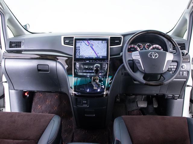 アルファード ２４０Ｓ　タイプゴールドＩＩ　（禁煙車）（アルパインＢＩＧ－Ｘ１０型ナビ）（後席モニター）（専用黒ハーフレザーシート）両側自動ドア／パワーバックドア／ＡＣ１００Ｖ電源／クルーズコントロール／クリアランスソナー／コンビハンドル／（34枚目）