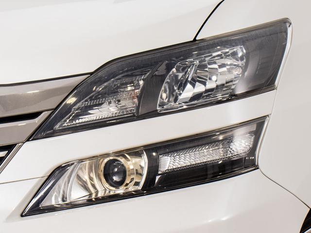 ヴェルファイア ２．４Ｚ　ゴールデンアイズ　（点検記録簿１２枚）（新品タイヤ）（後席モニター）（両側自動ドア）パワーバックドア／専用黒ハーフレザーシート／純正ＨＤＤナビ／バックカメラ／クルーズコントロール／クリアランスソナー／コンビハンドル／（14枚目）