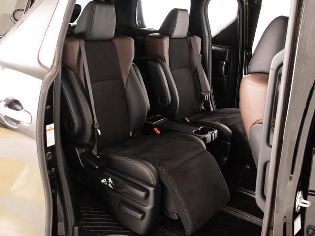 アルファード ２．５Ｓ　Ａパッケージ　タイプブラック　（純正１０型ナビ）（点検記録簿８枚）（後席モニター）（両側自動ドア）パワーバックドア／前車追従レーダークルーズ／衝突被害軽減ブレーキ／踏み間違い防止装置／専用黒ハーフレザーシート／ＡＣ１００Ｖ電源／（23枚目）