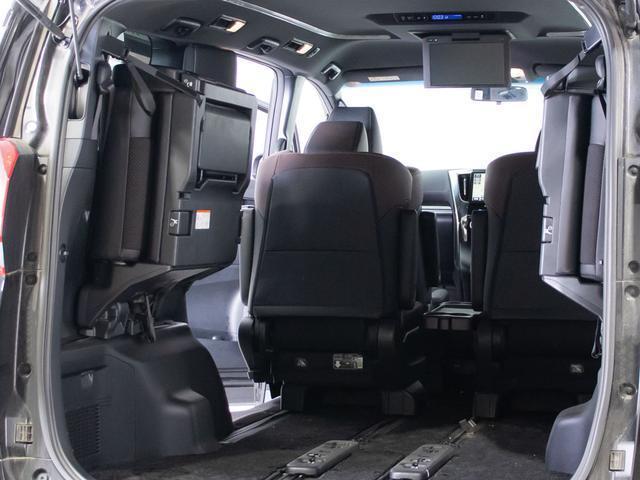 アルファード ２．５Ｓ　Ａパッケージ　タイプブラック　（純正１０型ナビ）（点検記録簿８枚）（後席モニター）（両側自動ドア）パワーバックドア／前車追従レーダークルーズ／衝突被害軽減ブレーキ／踏み間違い防止装置／専用黒ハーフレザーシート／ＡＣ１００Ｖ電源／（26枚目）