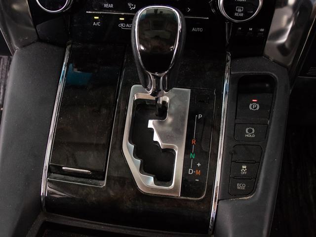 アルファード ２．５Ｓ　Ｃパッケージ　（禁煙車）（点検記録簿７枚）（サンルーフ）（純正９型ナビ）後席モニター／前車追従レーダークルーズ／衝突被害軽減ブレーキ／踏み間違い防止装置／両側自動ドア／パワーバックドア／エグゼクティブシート／（38枚目）