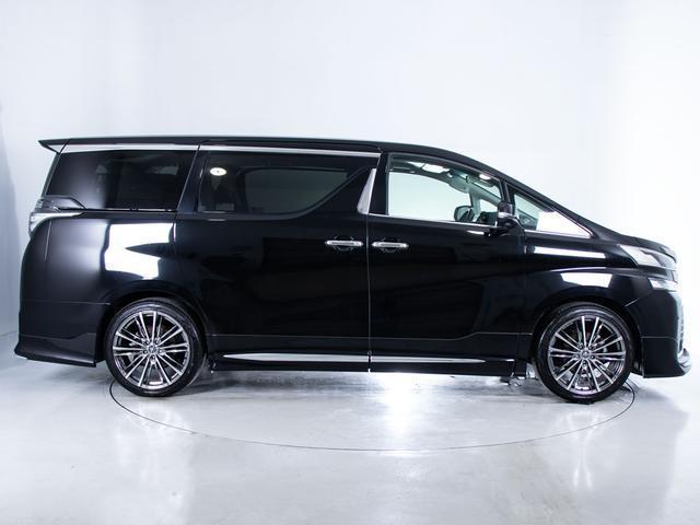 ヴェルファイア ２．５Ｚ　（禁煙・ワンオーナー車）（８人乗りフルフラットシート）（モデリスタフルエアロ）（Ｗｅｄｓ２０インチアルミ）純正９型ナビ／後席モニター／両側自動ドア／バックカメラ／ビルトインＥＴＣ／クリアランスソナー／（17枚目）