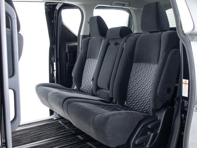 ヴェルファイア ２．５Ｚ　（禁煙・ワンオーナー車）（８人乗りフルフラットシート）（モデリスタフルエアロ）（Ｗｅｄｓ２０インチアルミ）純正９型ナビ／後席モニター／両側自動ドア／バックカメラ／ビルトインＥＴＣ／クリアランスソナー／（26枚目）