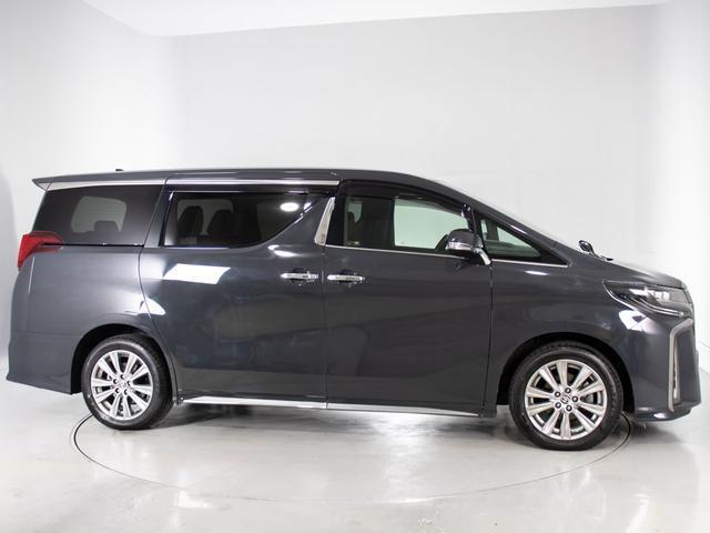 アルファード ２．５Ｓ　タイプゴールド　（禁煙車）（ＢＭＷドラバイトグレーカスタム）（ナビ機能付ディスプレイオーディオ）後席モニター／トヨタセーフティセンス／踏み間違い防止装置／３眼ＬＥＤヘッドライト／黒革調シートカバー（20枚目）