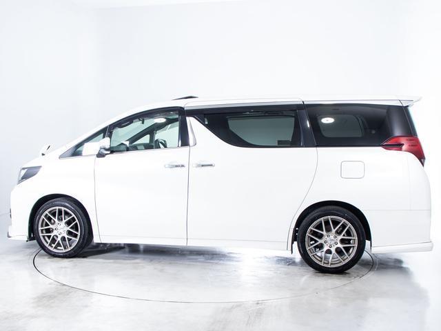 アルファード ２．５Ｓ　Ａパッケージ　タイプブラック　（禁煙車）（シルクブレイズエアロ）（社外１９インチアルミ）（サンルーフ）アルパインＢＩＧ－Ｘ１１型ナビ／後席モニター／前車追従レーダークルーズ／衝突被害軽減ブレーキ／踏み間違い防止装置／両側自動ドア／（19枚目）