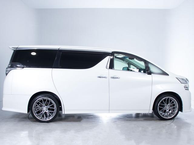 ヴェルファイア ２．５Ｚ　Ｇエディション　（点検記録簿８枚）（黒革シート）（エグゼクティブシート）（社外２０インチホイール）後席モニター／全周囲カメラ／大画面ナビ／パワーシート／両側自動ドア／クルーズコントロール／ＡＣ１００Ｖ電源（20枚目）