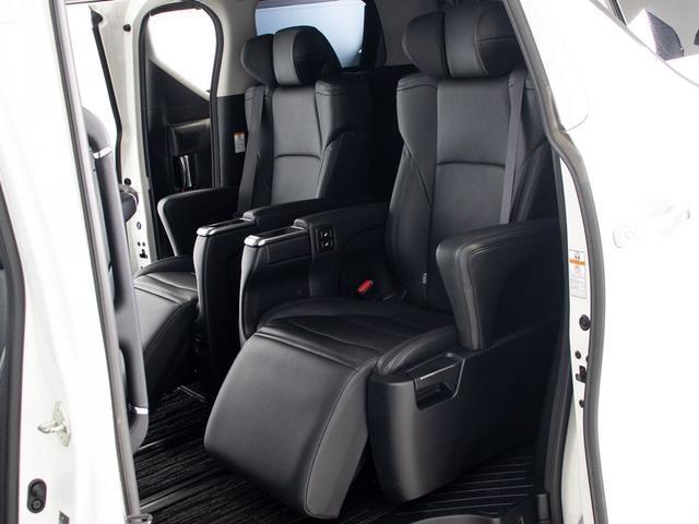 ヴェルファイア ２．５Ｚ　Ｇエディション　（点検記録簿８枚）（黒革シート）（エグゼクティブシート）（社外２０インチホイール）後席モニター／全周囲カメラ／大画面ナビ／パワーシート／両側自動ドア／クルーズコントロール／ＡＣ１００Ｖ電源（26枚目）