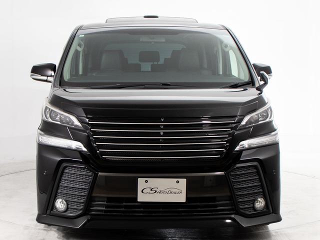 ヴェルファイア ２．５Ｚ　（禁煙車）（点検記録簿６枚）（サンルーフ）（社外２１インチアルミ＆車高調）グリル＆テールランプカスタム／純正ＳＤナビ／後席モニター／黒革調シートカバー／両側自動ドア／バックカメラ／ＡＣ１００Ｖ電源／（12枚目）