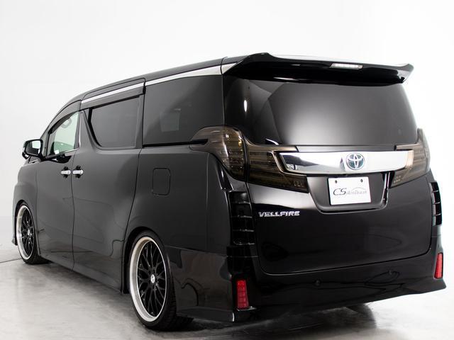 ヴェルファイア ２．５Ｚ　（禁煙車）（点検記録簿６枚）（サンルーフ）（社外２１インチアルミ＆車高調）グリル＆テールランプカスタム／純正ＳＤナビ／後席モニター／黒革調シートカバー／両側自動ドア／バックカメラ／ＡＣ１００Ｖ電源／（18枚目）