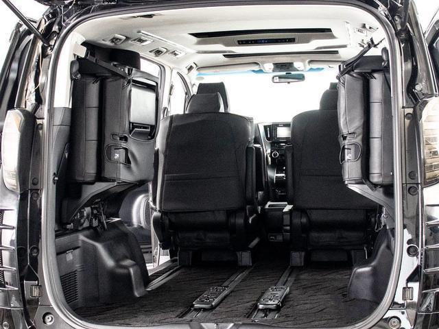 ヴェルファイア ２．５Ｚ　（禁煙車）（点検記録簿６枚）（サンルーフ）（社外２１インチアルミ＆車高調）グリル＆テールランプカスタム／純正ＳＤナビ／後席モニター／黒革調シートカバー／両側自動ドア／バックカメラ／ＡＣ１００Ｖ電源／（28枚目）