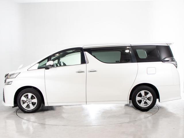 ヴェルファイア ２．５Ｚ　Ａエディション　ゴールデンアイズ　（点検記録簿９枚）（エアロカスタム）（アルパインＢＩＧ－Ｘ１１型ナビ）（後席モニター）両側自動ドア／パワーバックドア／前車追従レーダークルーズ／衝突被害軽減ブレーキ／踏み間違防止装置／ＡＣ１００Ｖ電源（16枚目）