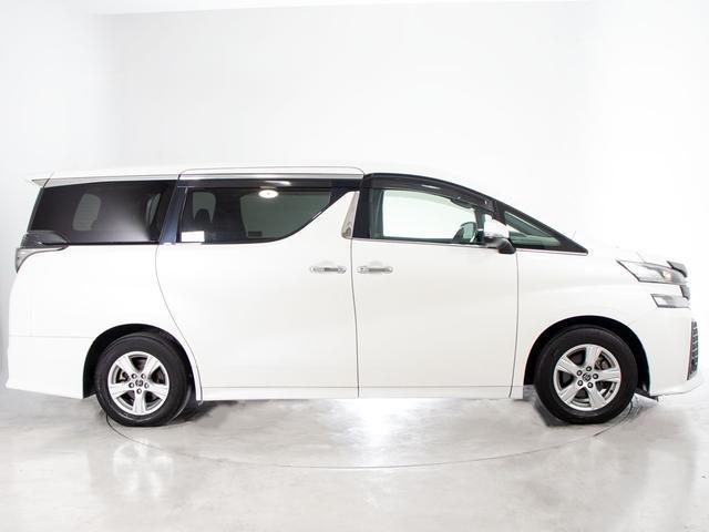 ヴェルファイア ２．５Ｚ　Ａエディション　ゴールデンアイズ　（点検記録簿９枚）（エアロカスタム）（アルパインＢＩＧ－Ｘ１１型ナビ）（後席モニター）両側自動ドア／パワーバックドア／前車追従レーダークルーズ／衝突被害軽減ブレーキ／踏み間違防止装置／ＡＣ１００Ｖ電源（20枚目）