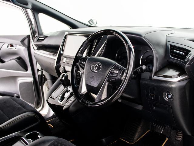 ヴェルファイア ２．５Ｚ　Ａエディション　ゴールデンアイズ　（点検記録簿９枚）（エアロカスタム）（アルパインＢＩＧ－Ｘ１１型ナビ）（後席モニター）両側自動ドア／パワーバックドア／前車追従レーダークルーズ／衝突被害軽減ブレーキ／踏み間違防止装置／ＡＣ１００Ｖ電源（38枚目）