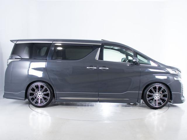 ヴェルファイア ２．５Ｚ　Ａエディション　ゴールデンアイズ　（禁煙車）（ＢＭＷ純正色ドラバイトグレー）（サンルーフ）（モデリスタエアロ）ＷＯＲＫ２０インチアルミ／ＡＣ１００Ｖ電源／両側電動スライドドア／パワーバックドア／クリアランスソナー／後席モニター（18枚目）