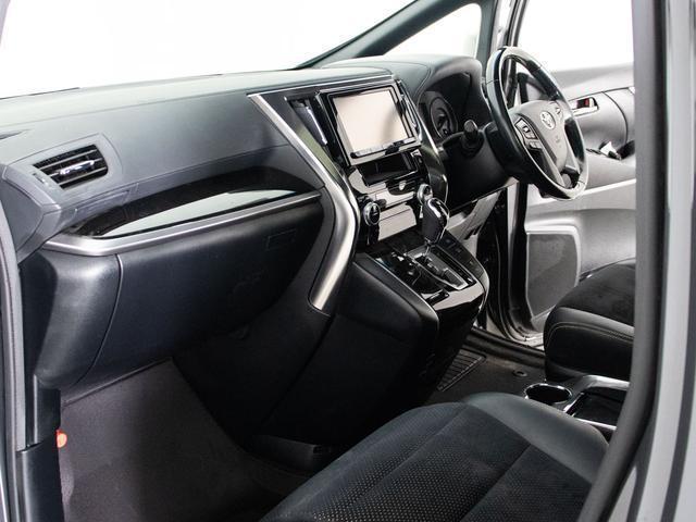 ヴェルファイア ２．５Ｚ　Ａエディション　ゴールデンアイズ　（禁煙車）（ＢＭＷ純正色ドラバイトグレー）（サンルーフ）（モデリスタエアロ）ＷＯＲＫ２０インチアルミ／ＡＣ１００Ｖ電源／両側電動スライドドア／パワーバックドア／クリアランスソナー／後席モニター（47枚目）